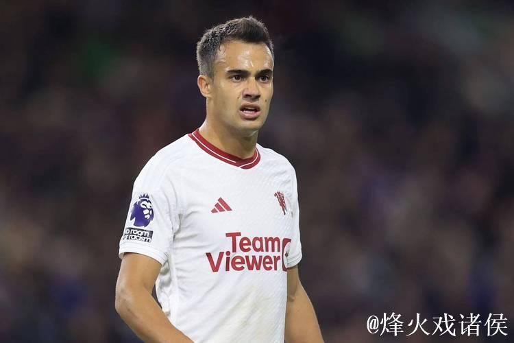 雷吉隆以自由球员身份加盟迈阿密国际,签约至2027年底官方宣布 雷吉隆以自由球员身份加盟迈阿密国际,签约至2027年底官方宣布