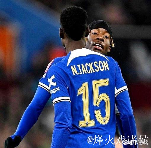 杰克逊爆发!半场高效砍下21分,带领球队找到节奏 杰克逊爆发!半场高效砍下21分,带领球队找到节奏